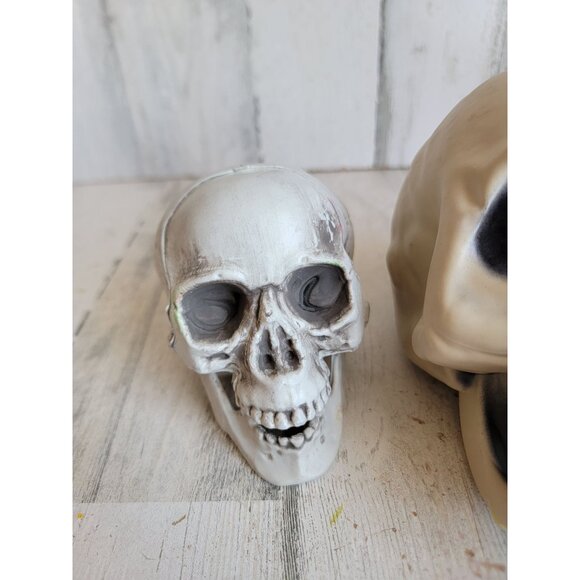 Halloween AS IS skull prop home decor figure scary - Picture 3 of 11